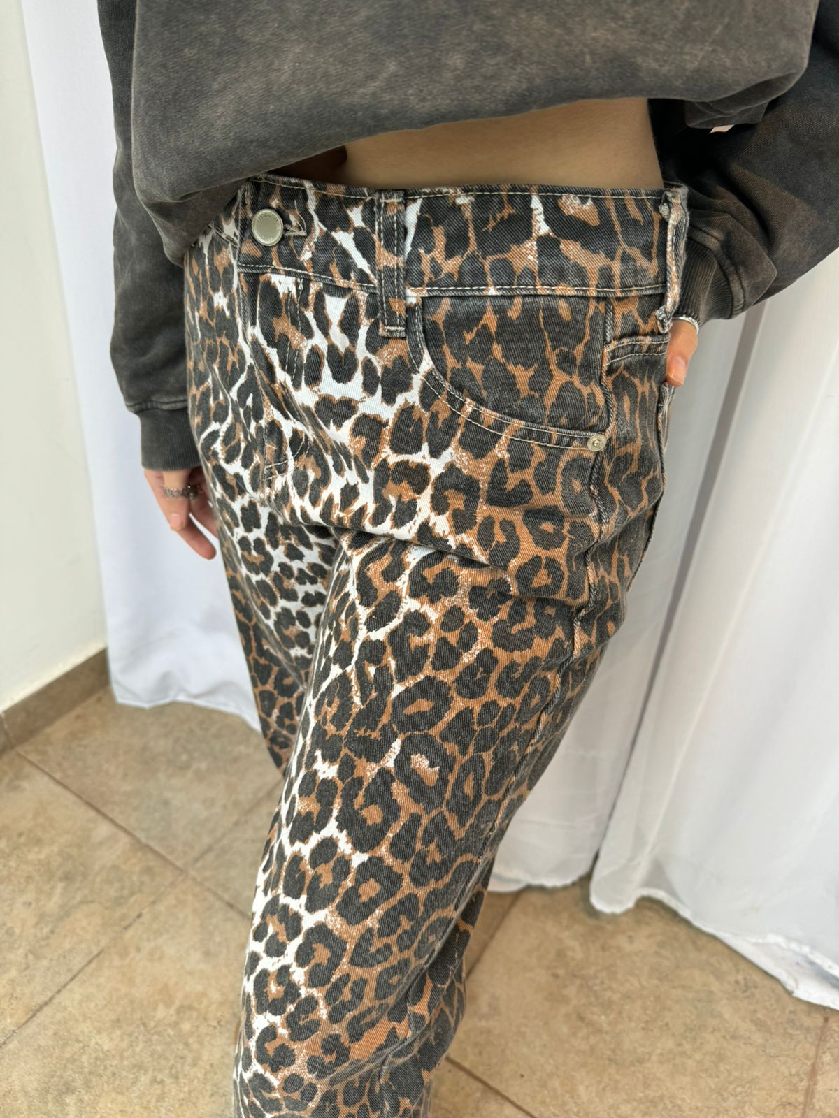 Jeans wide leg Animal Print - Imagen 2