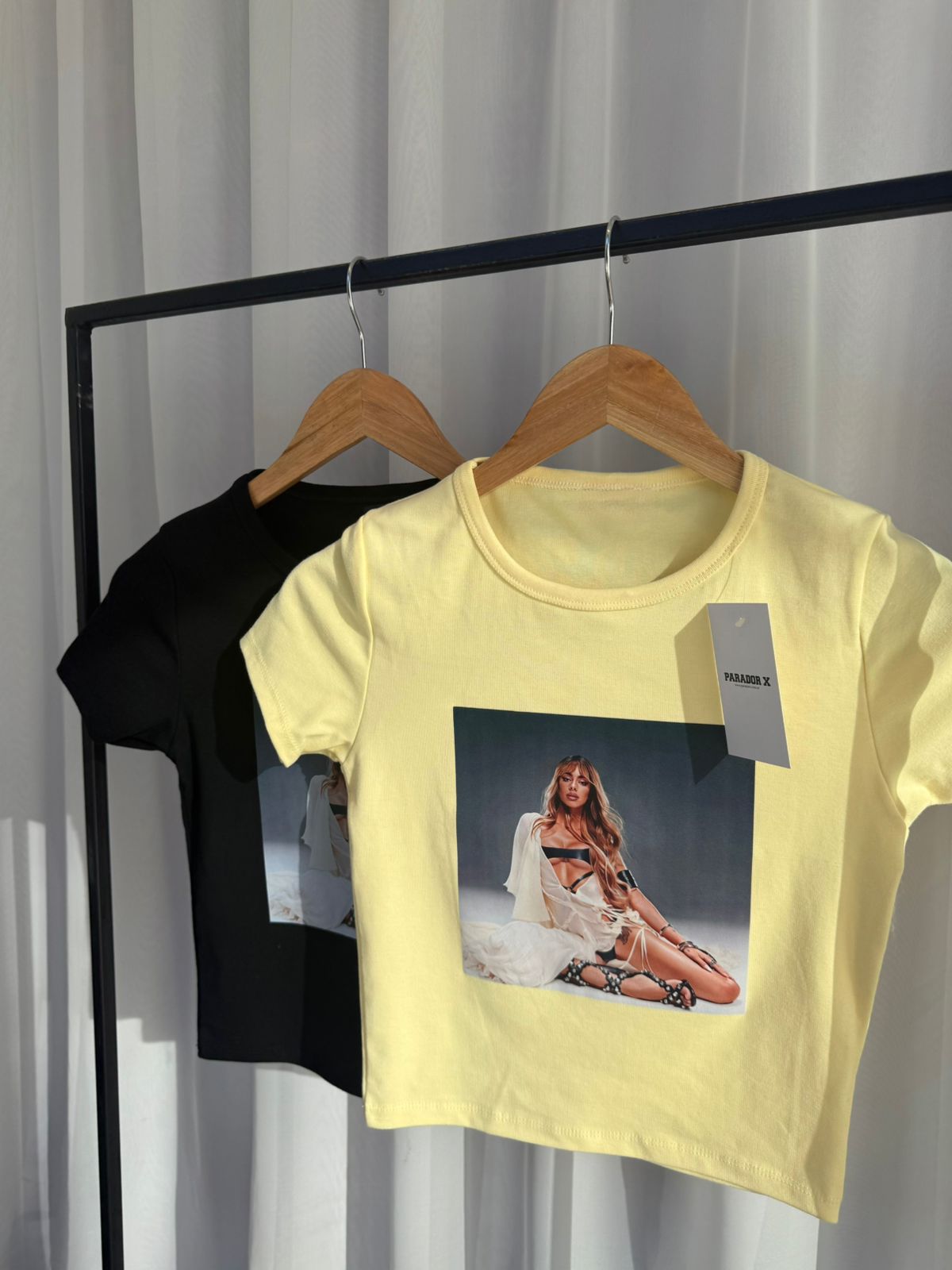 Remera baby tee - Imagen 3